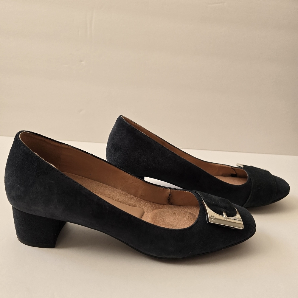 Naturalizer Women’s Blue Leather Comfort Pumps Covered Heels